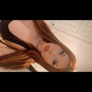 Meet your Posher, Chloe